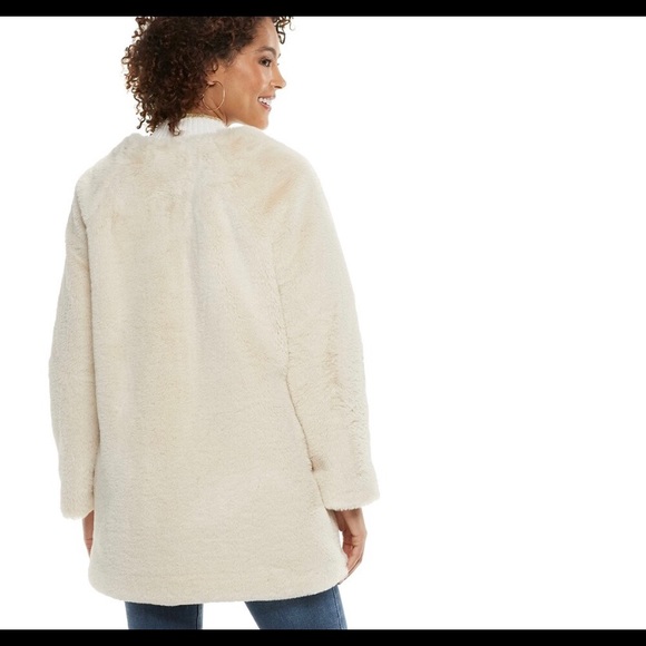 Faux Fur Coat - Picture 5 of 7